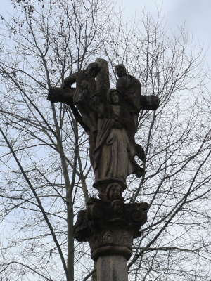 Crucero de Baldomar (lado de la Virgen)